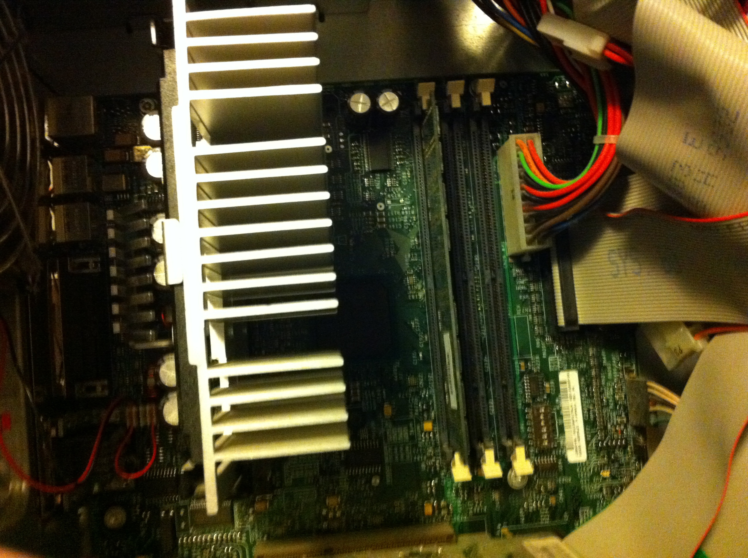 Processor and three slots for RAM, strange for how old this is.