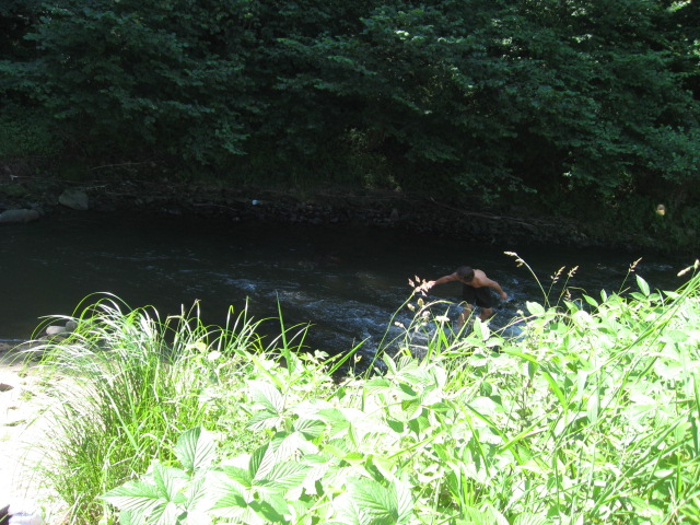 However, seeing an empty river like this with alot of rocks gets me thinking....